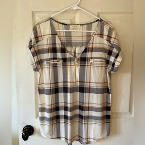 Flower & Feather plaid top